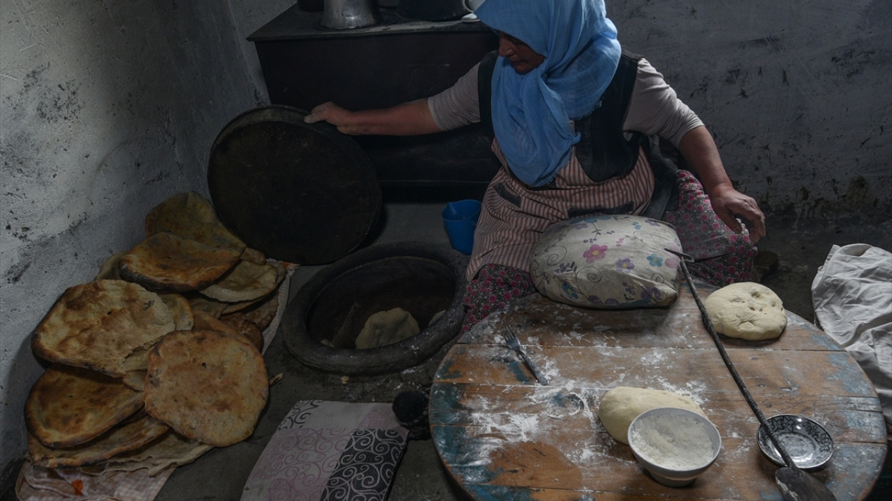 "40 yıldır ekmeğimi kendim yapıyorum"
