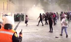 Meksika'da kadına karşı şiddet protestosu şiddet olaylarına dönüştü