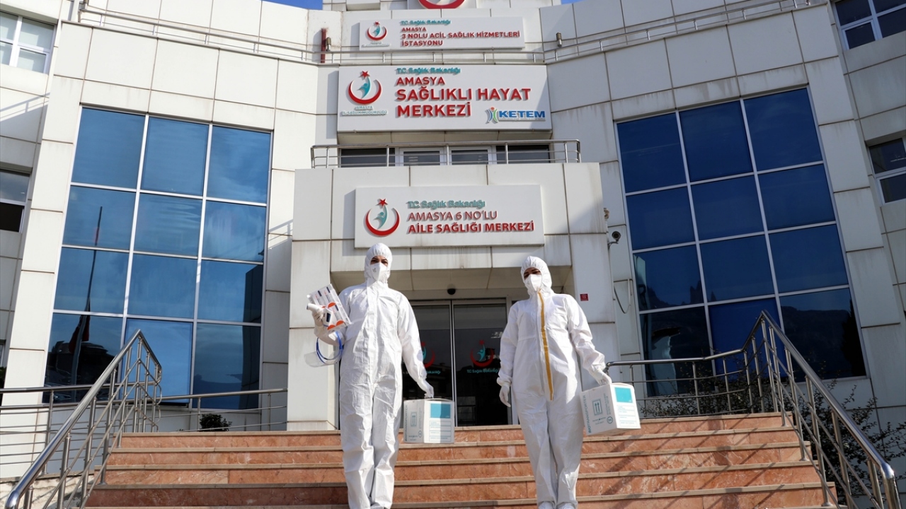 Filyasyon ekibinden sorumlu Amasya Toplum Sağlığı Merkezi Başkanı Uzman Dr. Merve Taştan, koronavirüs ile mücadelenin en önemli boyutunun filyasyon olduğunu söyledi.