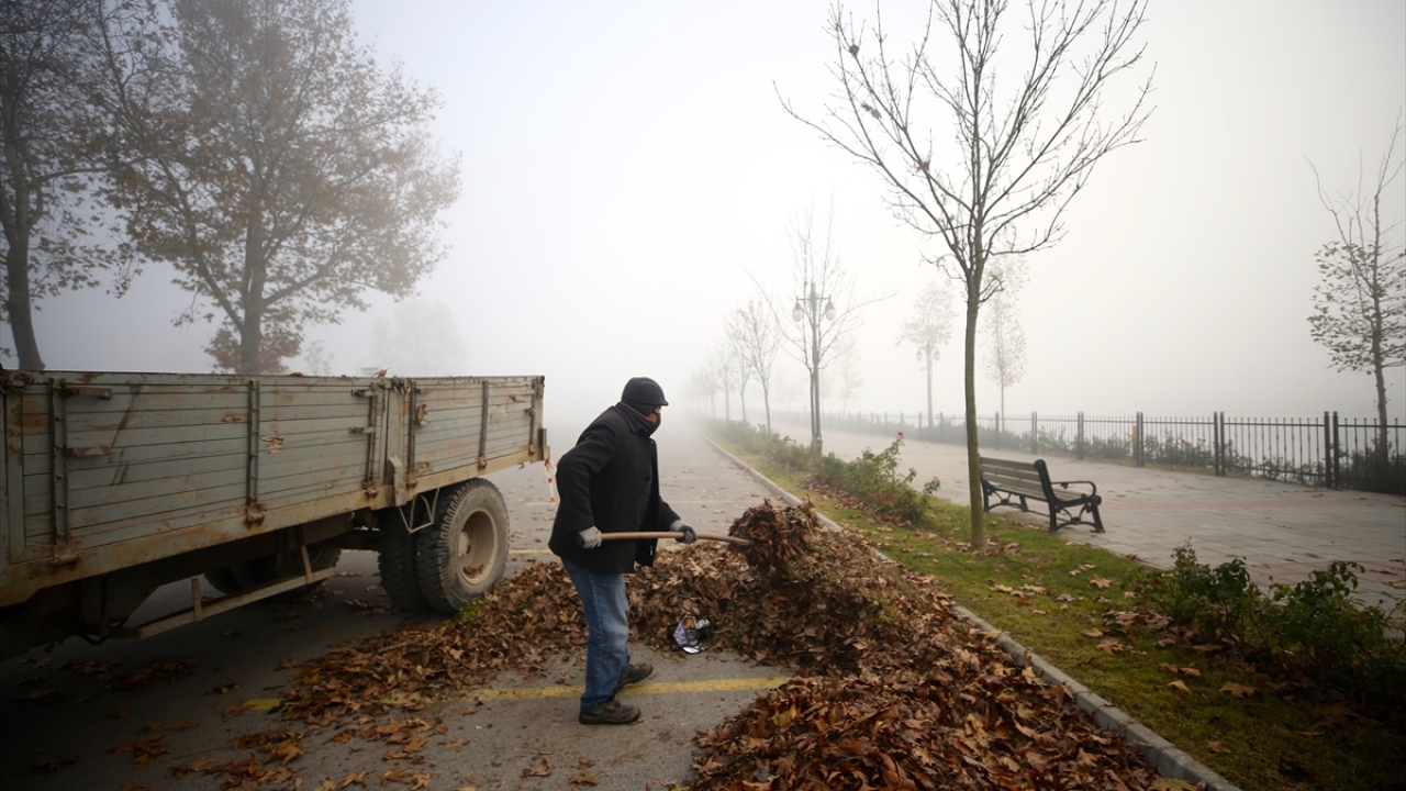 Bölgede sisin öğle saatlerinde etkisini azaltması bekleniyor.