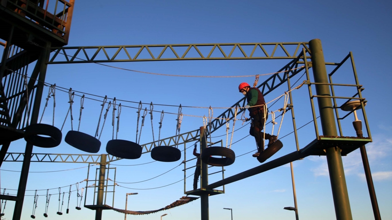 "İki gün de olsa çalıştıkları ortamdan uzaklaşmış oldular"