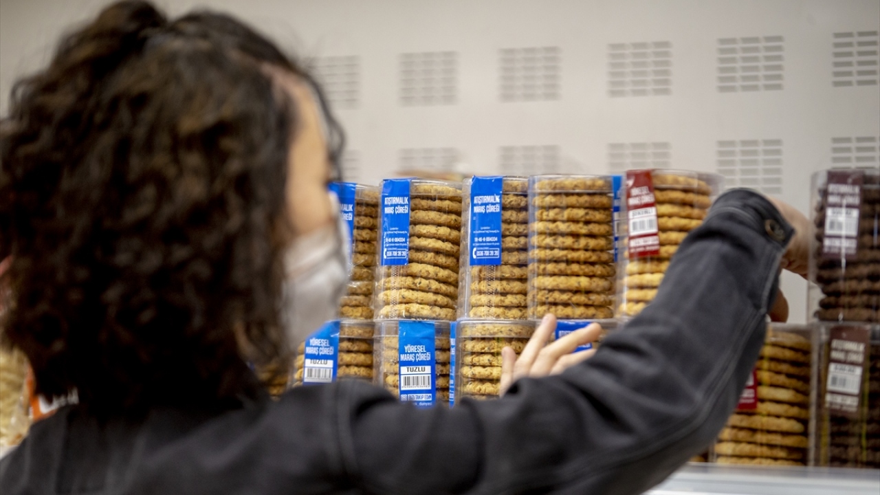 Tosun, özellikle pekmez, bal, sarımsak, zerdeçal gibi ürünlerin satışında yaklaşık yüzde 40 artış olduğunu kaydetti. 