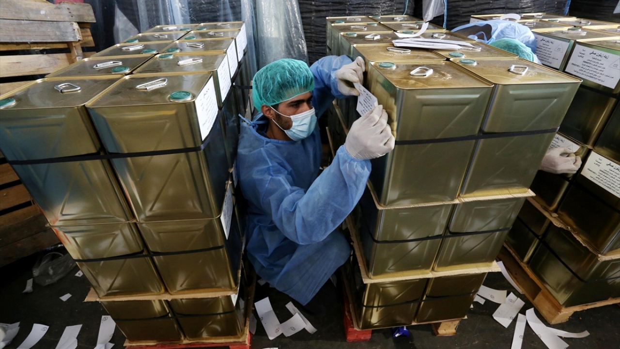 Tarım Bakanlığı Sözcüsü Edhem el-Beysuni yaptığı açıklamada, ürünün bölgeye yeterliliğinin sağlanmasının ardından ilk kez 24 ton zeytinyağının Arap ülkelerine ihraç edildiğini söyledi. 