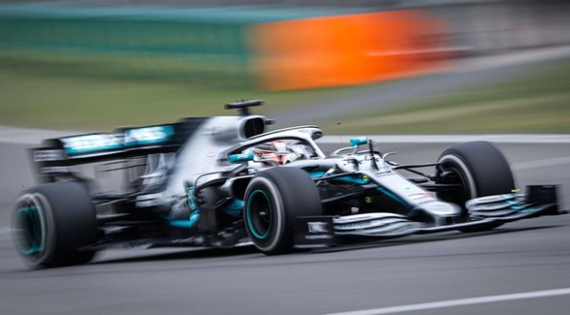 Olaylı Bahreyn Grand Prixsini Hamilton kazandı