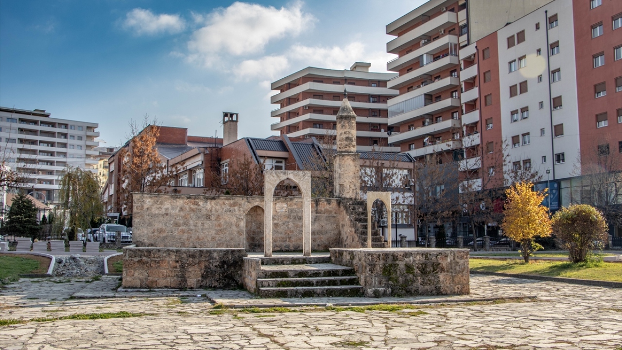 Osmanlılardan sonra yerine sağlık ocağı ve iş yeri yapıldı