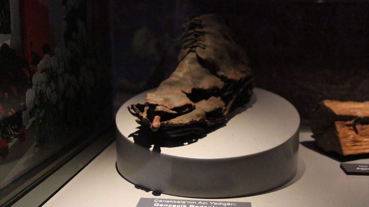 İki gün süreyle gezilebilecek müze içerisinde 7 vitrinde Çanakkale Savaşı tasvir ediliyor. Müzede ayrıca Çanakkale Savaşı ile ilgili belgesel, sunum ve multivizyon gösterimleri de yer alıyor.