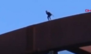 Köprüden nehre atlayan ABD’li YouTuber kafatasını kırdı