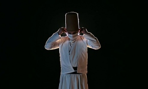 Şeb-i Arus tanıtımında maskeli semazen detayı