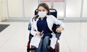Engelleri aşan doktor Aydın'ın ilham veren başarı hikayesi