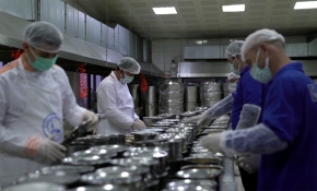 Şimdi de karantinadakiler için sıcak yemek çıkartıyorlar