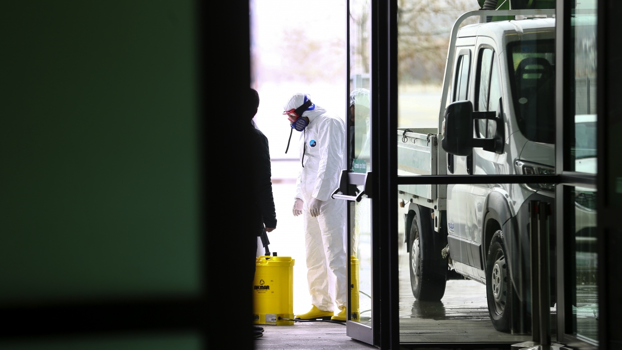 14 gün izolasyon yeterli oluyor