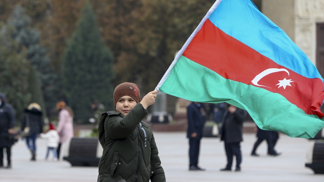 Ermenistan imzaladığı ateşkes gereği işgal altındaki Ağdam, Laçın ve Kelbeceri boşaltmıştı.