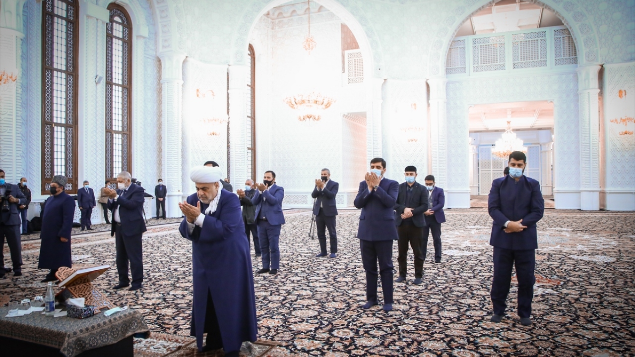 Ermenistan, imzaladığı ateşkes gereği işgal altındaki Ağdam, Laçın ve Kelbecer`i boşaltmıştı.