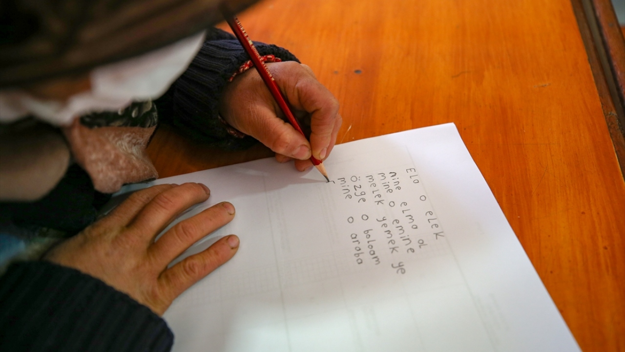 "Onlar okudukça gururlanıyorum"