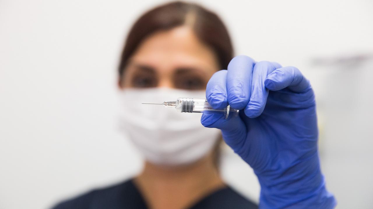 Yanlış: Türkiye`de aşıyla önlenebilir hastalıklar neredeyse yok edildi, aşılamayı desteklemeye gerek yok.