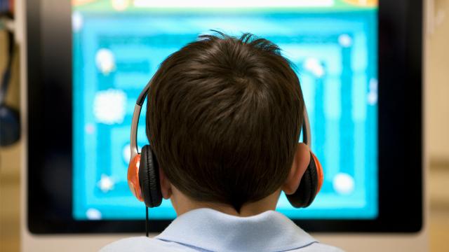 Googledan oyun ve uygulama geliştirmeye meraklı gençlere eğitim