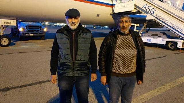 Ermenistanın esir tuttuğu iki Azerbaycanlı serbest bırakıldı
