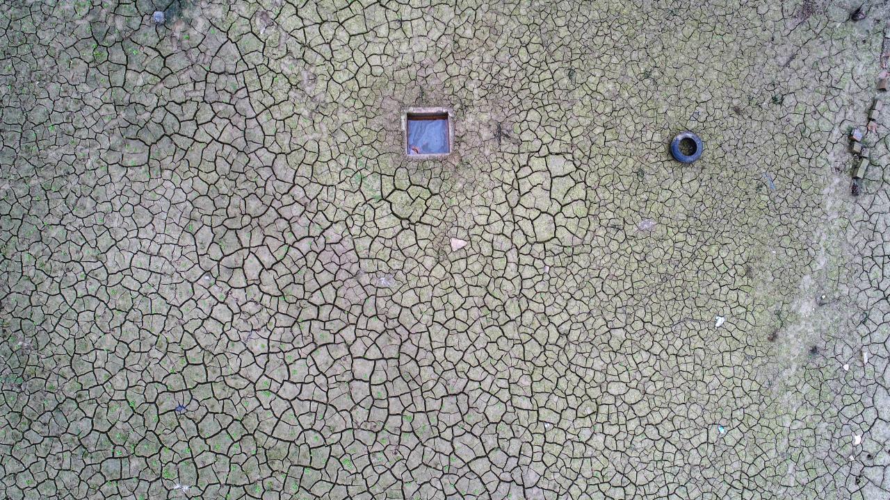 Bir başka açıda ise tarihi bir köprünün olduğu görüldü.