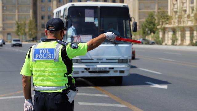 Azerbaycanda koronavirüse karşı yeni tedbirler
