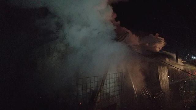 Sobayı yakmak isteyen kişi evi yaktı