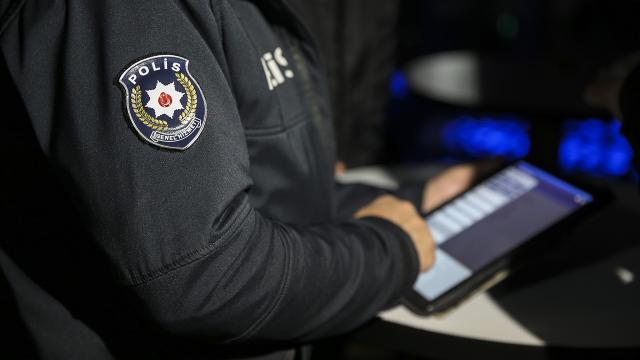 Kumarcılar koronavirüs dinlemiyor: 30 kişiye 103 bin lira ceza