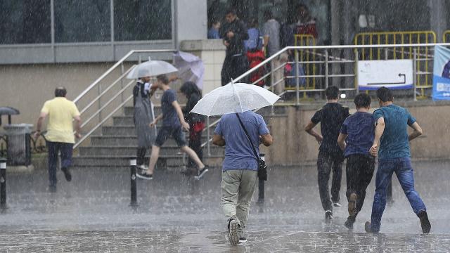 Marmara Bölgesinde kuvvetli yağış bekleniyor