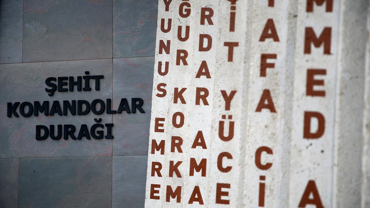 Türkiye Harp Malulü Gaziler Şehit Dul ve Yetimleri Derneği Kayseri Şube Başkanı Ali Yavuz ise Türk milletinin 4 yıl önce 15 fidanını Kayseri`de şehit verdiğini söyledi.