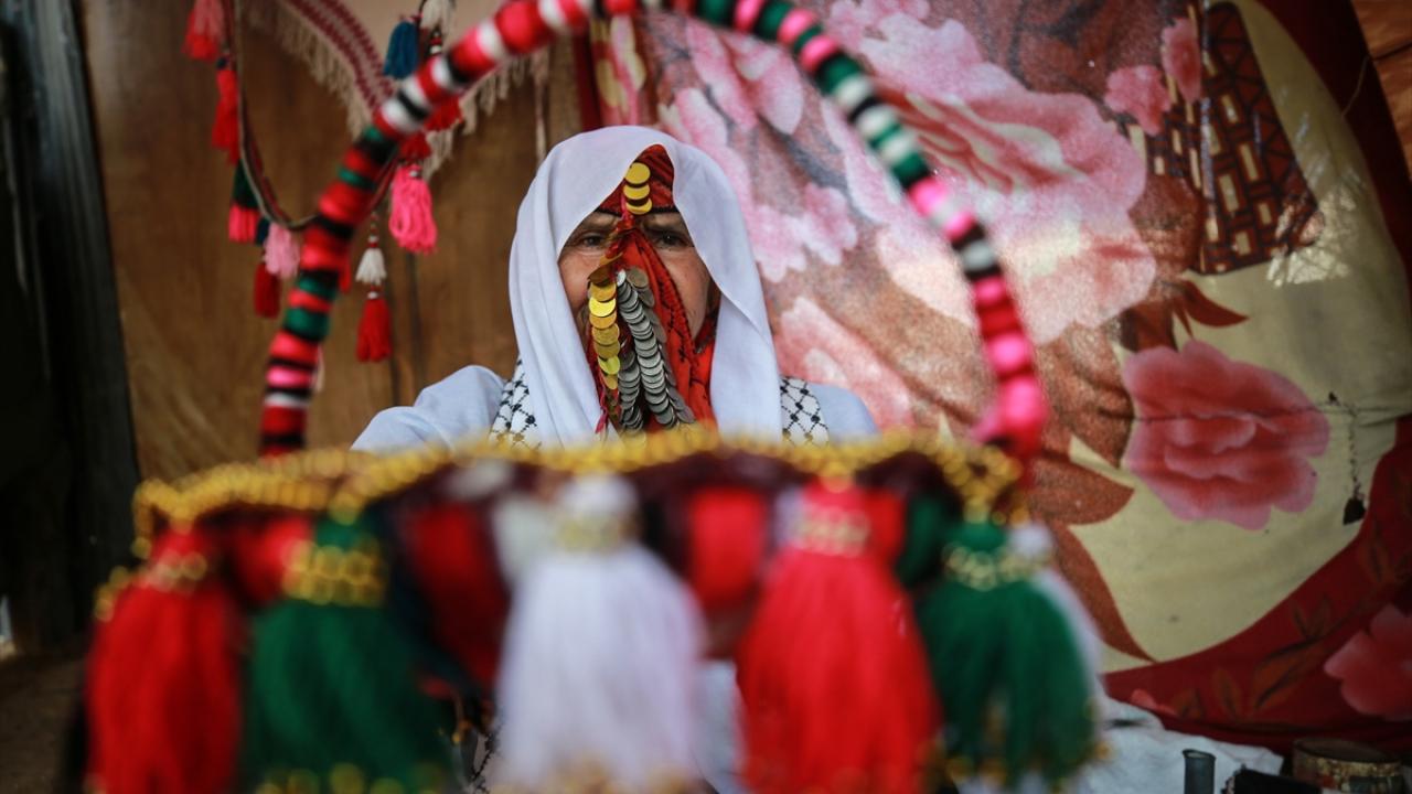 100 yıllık boynuzlar aynı amaçla kullanılıyor