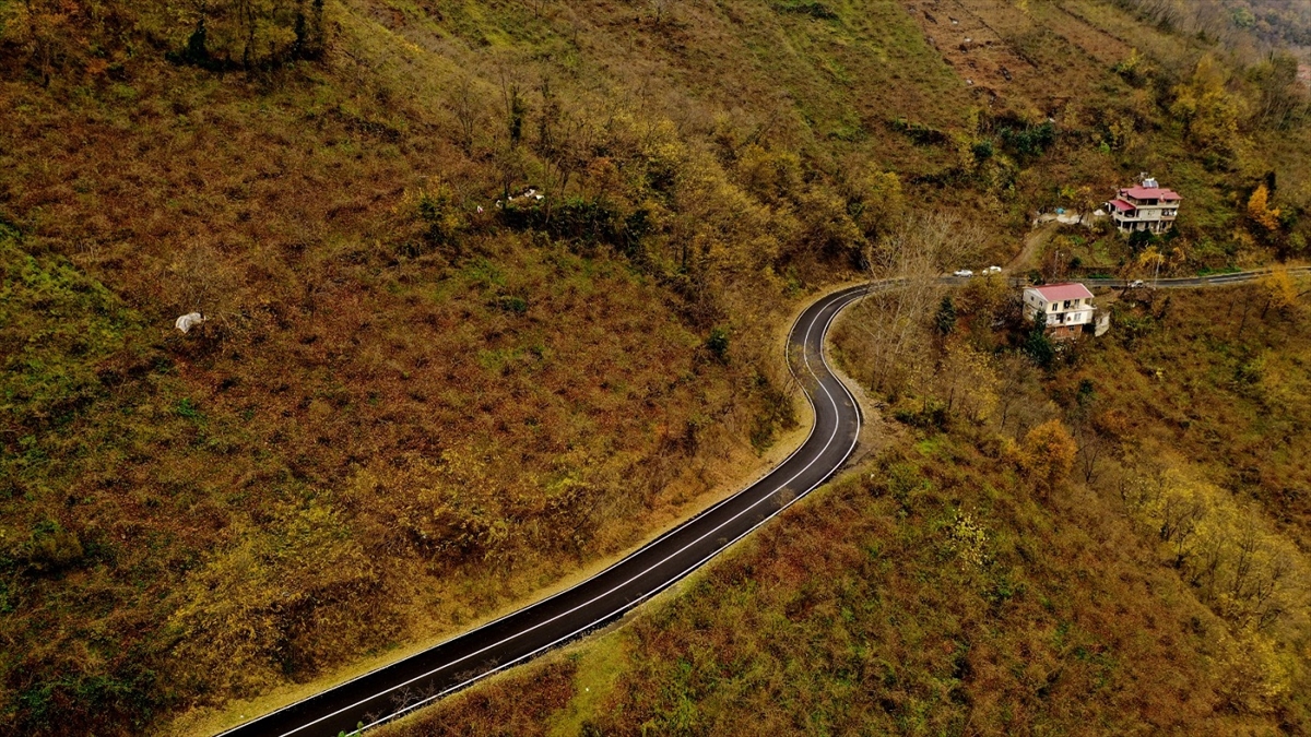 Gülyalı ilçesinin önemli bir sorununu çözmenin mutluluğunu yaşadıklarını vurgulayan Güler, şunları kaydetti: