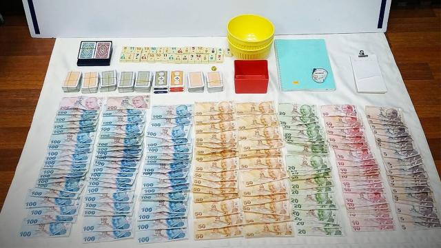 Balıkesirde kumar oynayanlara 51 bin 275 lira ceza