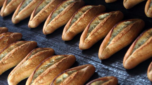 Ankarada ekmek zammı iptal edildi