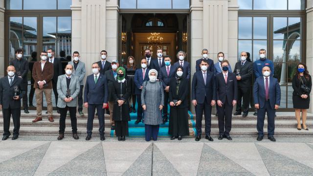 Emine Erdoğan: Umarım gün gelir, iklim krizinin bittiği günleri görürüz