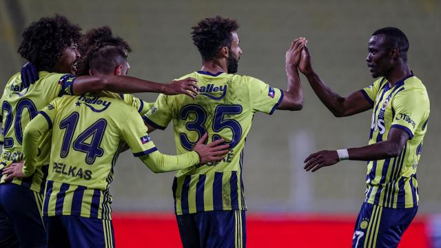 Fenerbahçe tek golle turladı