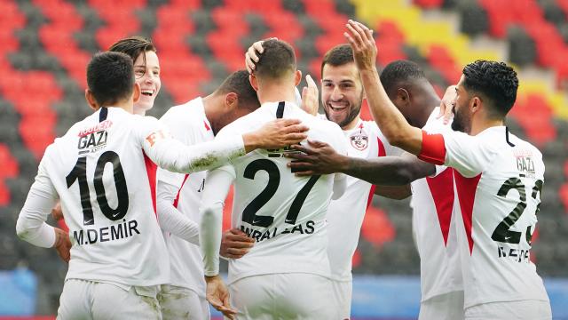 Gaziantep FK kupada da tam gaz