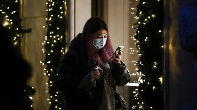 İtalyada bir günde 680 kişi hayatını kaybetti