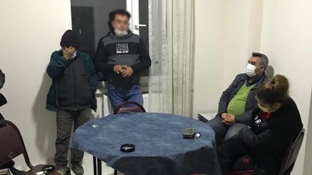 Evde kumar oynayanlara ceza yağdı