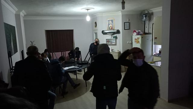 Kumar oynarken yakalanan 12 kişiye 37 bin 800 lira ceza