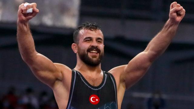 Milli güreşçi Nuri Kotanoğlu finale çıktı