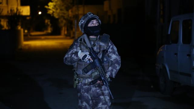 İstanbulda terör örgütü PKKya operasyon: 4 gözaltı