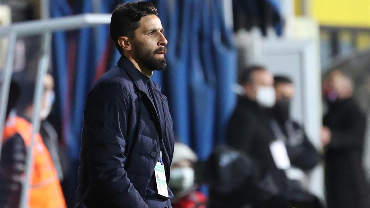 Karagümrük, maçı 10 kişi tamamladı