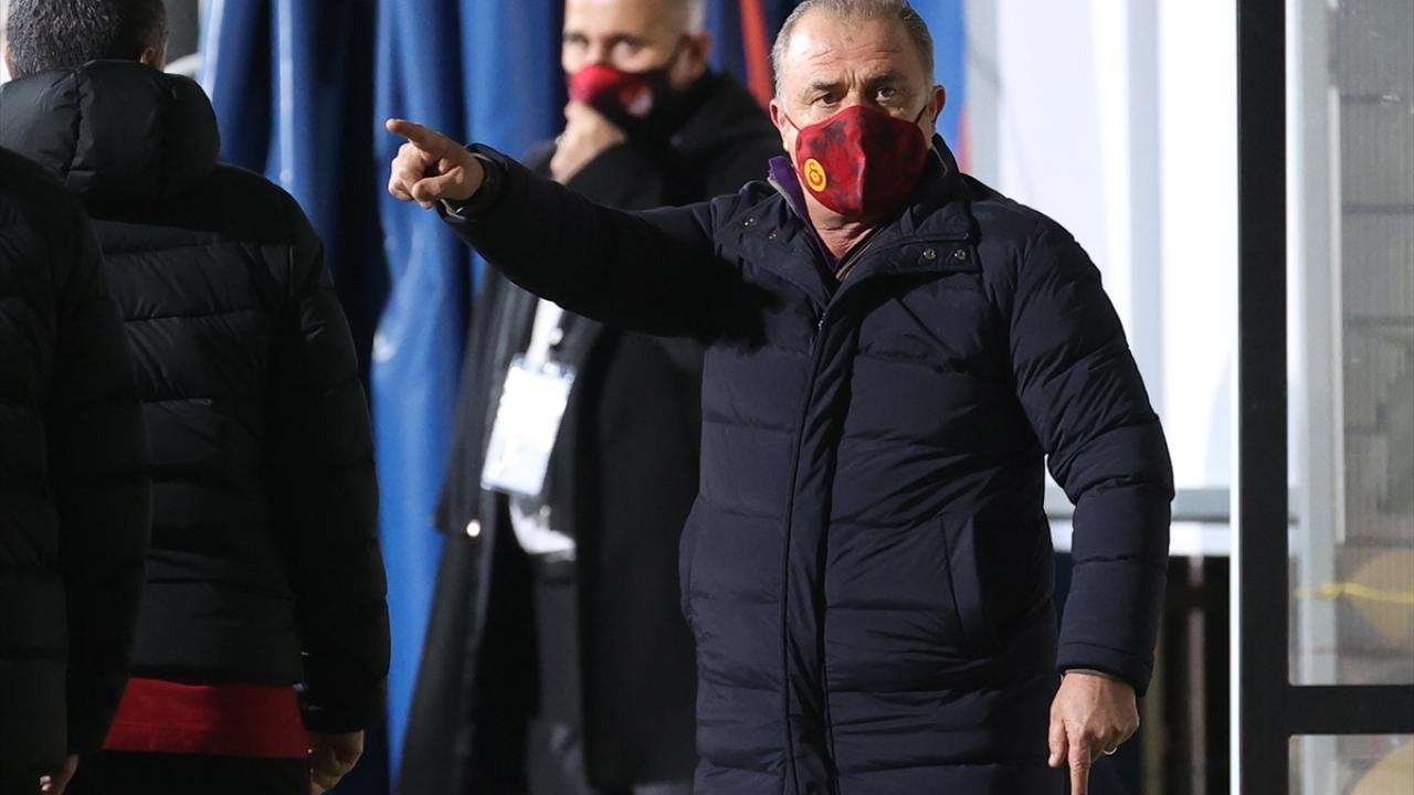 Emre Çolak, tribünde