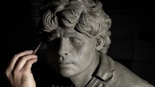 İtalyan heykeltraş, Diego Armando Maradona'nın heykelini yaptı