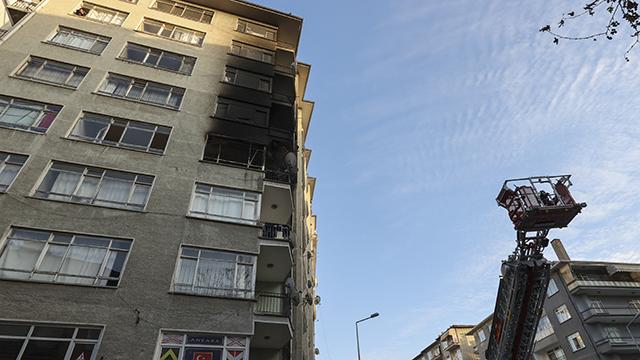 Ankarada 9 katlı apartmanda yangın