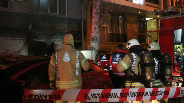 Bayrampaşada yangın: 1 kişi hayatını kaybetti