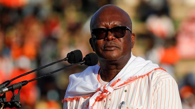 Burkina Fasonun yeni cumhurbaşkanı Christian Kabore oldu