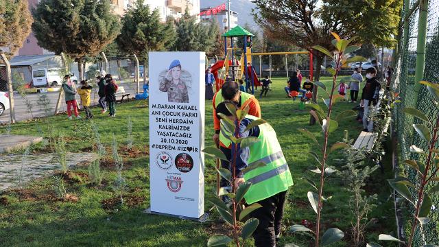 İzmir depreminde hayatını kaybeden Baranın adı parkta yaşatılacak