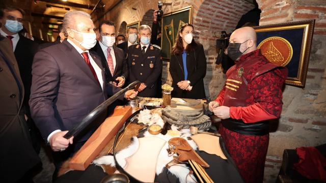 TBMM Başkanı Şentop "Türk Okçuluğunun Tarihi Serüveni" sergisini açtı