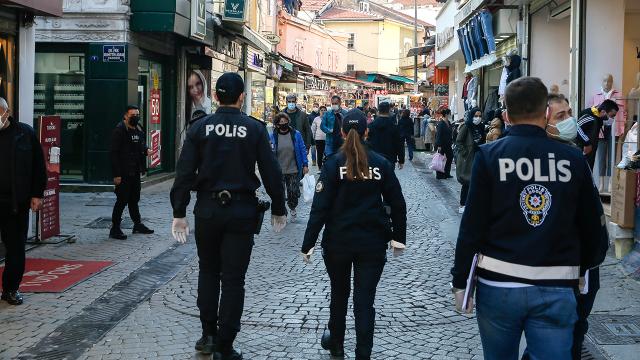 İzmirde 35 noktada sahte içki denetimi