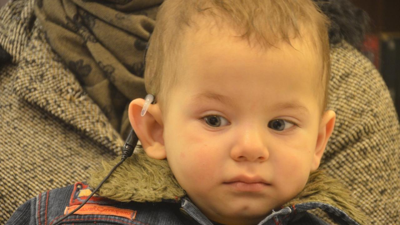 Müdürlüğün girişimleri sonucu Emir bebek, Kahramanmaraş Necip Fazıl Şehir Hastanesinde detaylı şekilde muayene edildi. 