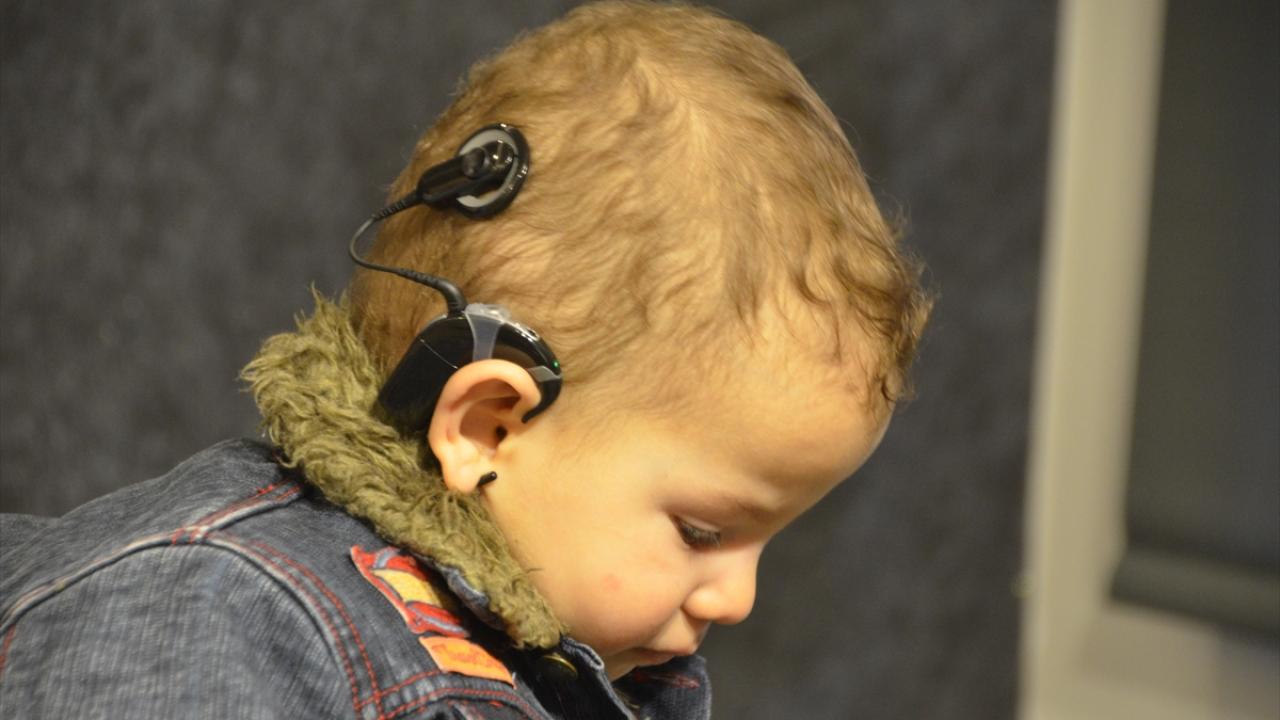 Ameliyat günü heyecandan sabaha kadar uyumadığını anlatan anne Arab, kendilerine sağlanan destekten dolayı başta Cumhurbaşkanı Recep Tayyip Erdoğan olmak üzere tüm Türk milletine minnettar olduklarını sözlerine ekledi.